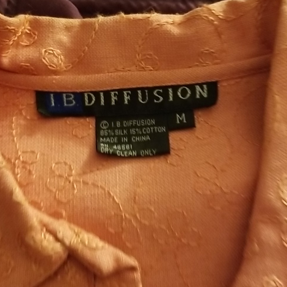 Clothes - Picture 2 of 5